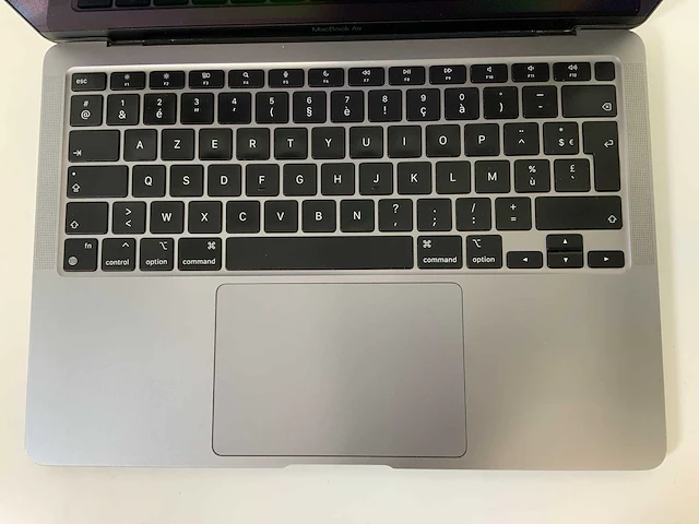 Apple macbook air 13”, apple m1, 16 gb ram, 251 gb nvme laptop - afbeelding 4 van  7