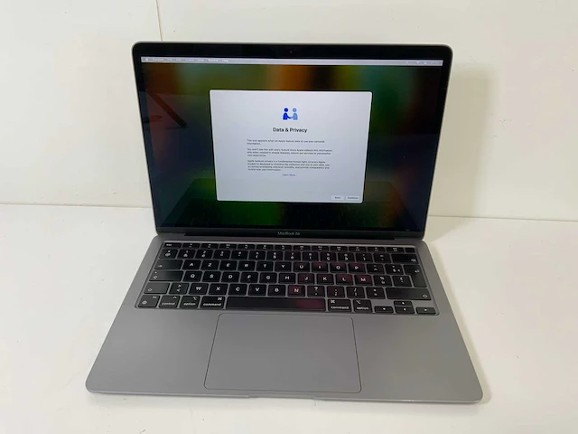 Apple macbook air 13”, apple m1, 16 gb ram, 251 gb nvme laptop - afbeelding 1 van  7