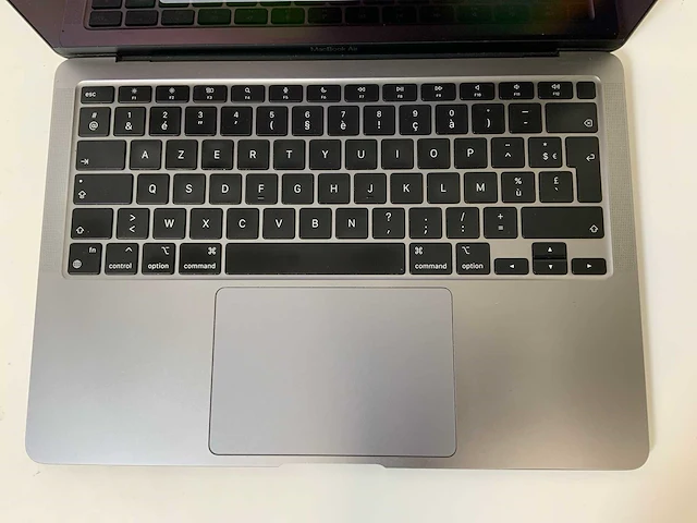 Apple macbook air 13”, apple m1, 16 gb ram, 500 gb nvme laptop - afbeelding 4 van  7