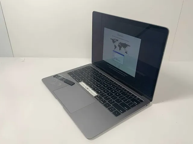 Apple macbook air 13”, core(tm) i5 8th gen, 16 gb ram, 251 gb nvme laptop - afbeelding 3 van  6