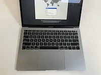 Apple macbook air 13", core(tm) i5 8th gen, 16 gb ram, 251 gb nvme laptop - afbeelding 2 van  6