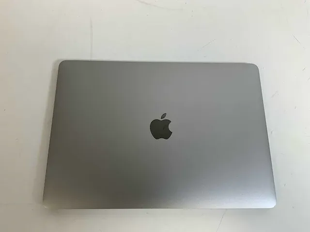 Apple macbook air 13", core(tm) i5 8th gen, 16 gb ram, 251 gb nvme laptop - afbeelding 5 van  6