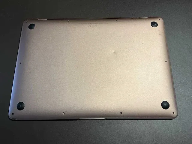 Apple macbook air 13 inch (a2337) laptop - afbeelding 6 van  7