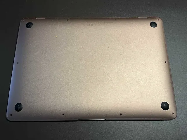 Apple macbook air 13 inch (a2337) laptop - afbeelding 6 van  7