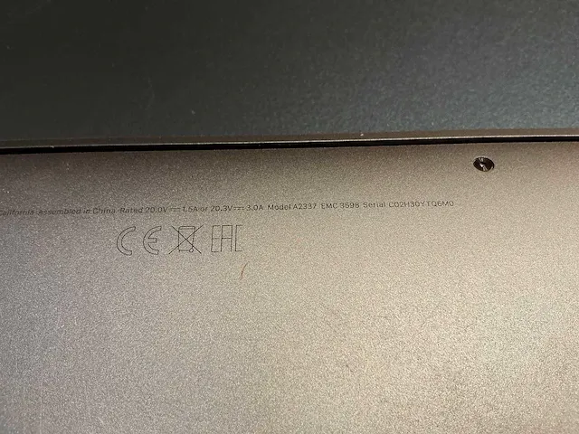 Apple macbook air 13 inch (a2337) laptop - afbeelding 7 van  7