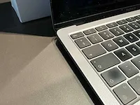 Apple macbook air 13 inch (a2337) laptop - afbeelding 4 van  8