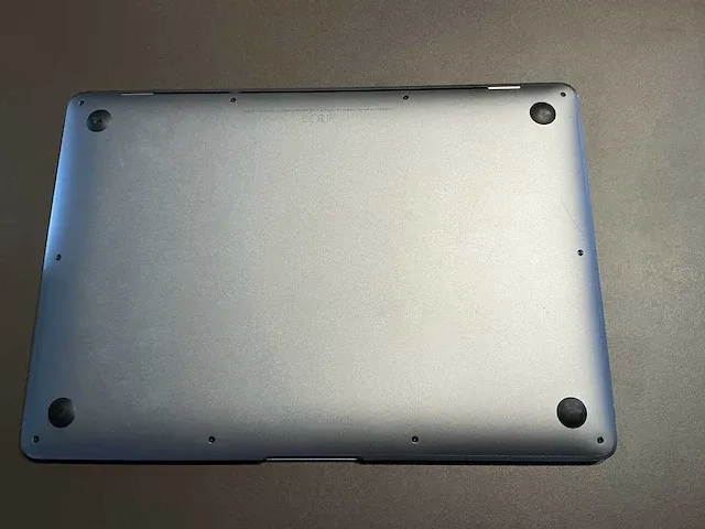 Apple macbook air 13 inch (a2337) laptop - afbeelding 6 van  8