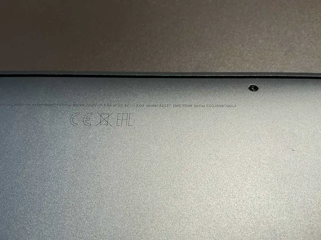 Apple macbook air 13 inch (a2337) laptop - afbeelding 7 van  8