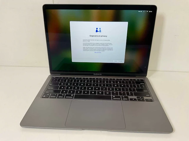 Apple macbook air 13.3”, apple m1, 16 gb ram, 256 gb ssd laptop - afbeelding 1 van  7