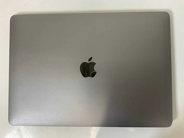 Apple macbook air 13.3”, apple m1, 8 gb ram, 256 gb ssd laptop - afbeelding 6 van  8