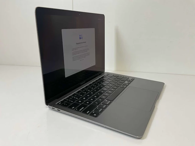 Apple macbook air 13.3”, apple m1, 8 gb ram, 256 gb ssd laptop - afbeelding 2 van  7