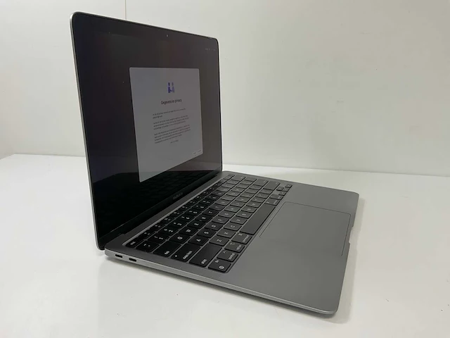 Apple macbook air 13.3”, apple m1, 8 gb ram, 256 gb ssd laptop - afbeelding 2 van  8