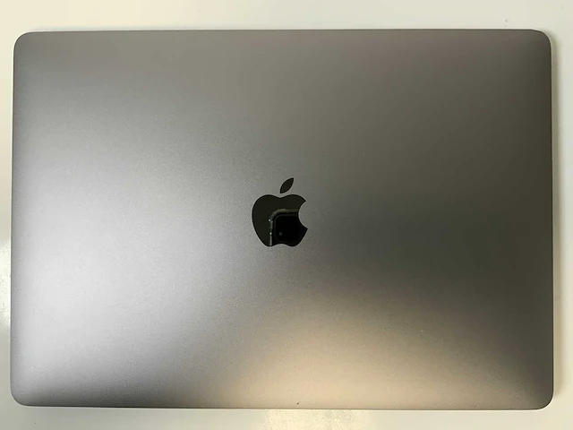 Apple macbook air 13.3”, core(tm) i5 8th gen, 16 gb ram, 251 gb nvme laptop - afbeelding 6 van  8