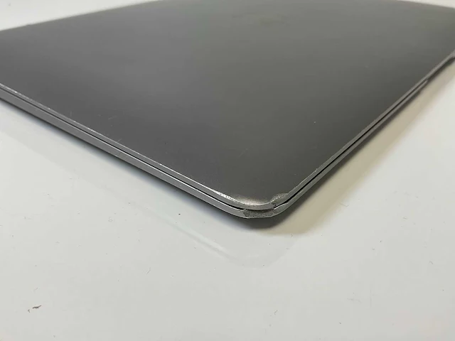 Apple macbook air 13.3”, dualcore i3, 8 gb ram, 256 gb ssd laptop - afbeelding 9 van  9