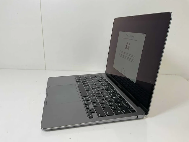 Apple macbook air 13.3”, dualcore i3, 8 gb ram, 256 gb ssd laptop - afbeelding 3 van  8