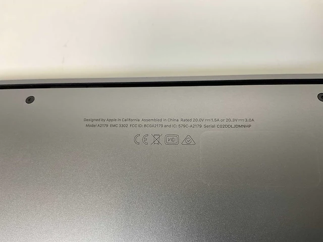 Apple macbook air 13.3”, dualcore i3, 8 gb ram, 256 gb ssd laptop - afbeelding 7 van  8