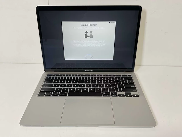 Apple macbook air 13.3”, dualcore i3, 8 gb ram, 256 gb ssd laptop - afbeelding 1 van  7