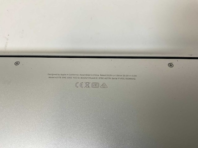 Apple macbook air 13.3”, dualcore i3, 8 gb ram, 256 gb ssd laptop - afbeelding 7 van  7