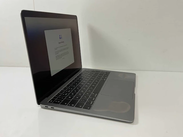 Apple macbook air 13.3”, dualcore i5, 8 gb ram, 256 gb ssd laptop - afbeelding 2 van  7