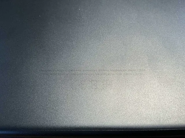 Apple macbook air 13,6 inch (a2681) laptop - afbeelding 7 van  8