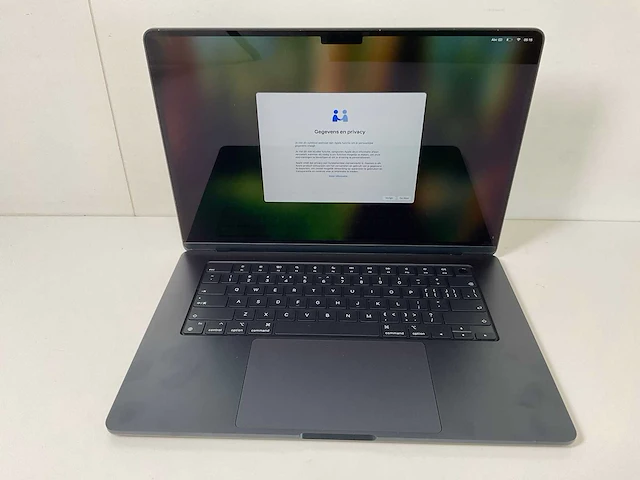 Apple macbook air 15.3”, apple m2, 8 gb ram, 256 gb ssd laptop - afbeelding 1 van  7