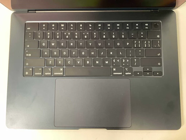 Apple macbook air 15.3”, apple m2, 8 gb ram, 256 gb ssd laptop - afbeelding 4 van  7