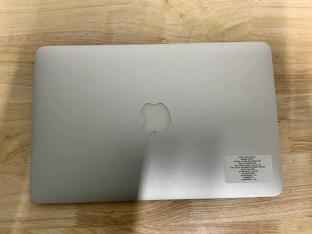 Apple macbook air a1465(i7) laptop - afbeelding 6 van  7