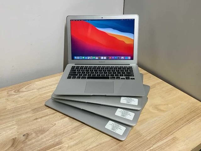 Apple macbook air a1466 laptop (4x) - afbeelding 1 van  12