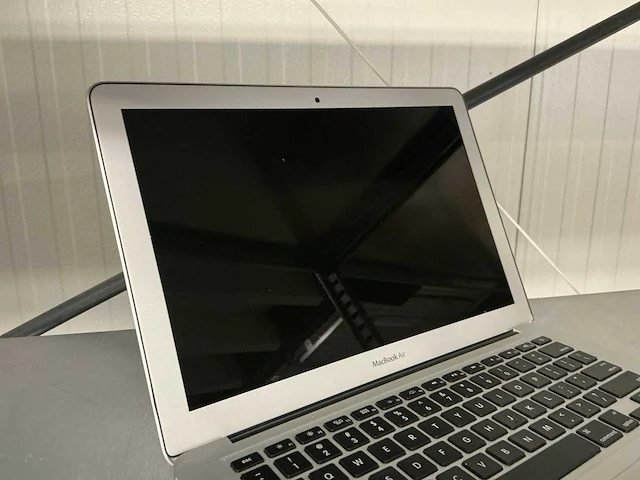 Apple macbook air (a1466) laptop (6x) - afbeelding 3 van  5