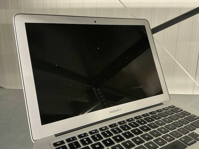 Apple macbook air (a1466) laptop (6x) - afbeelding 3 van  5