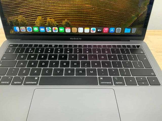 Apple macbook air a1932 laptop - afbeelding 2 van  6