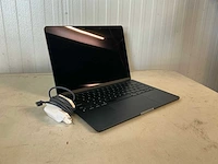 Apple macbook air (a2681) laptop