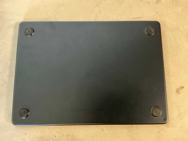 Apple macbook air (a2681) laptop - afbeelding 7 van  8
