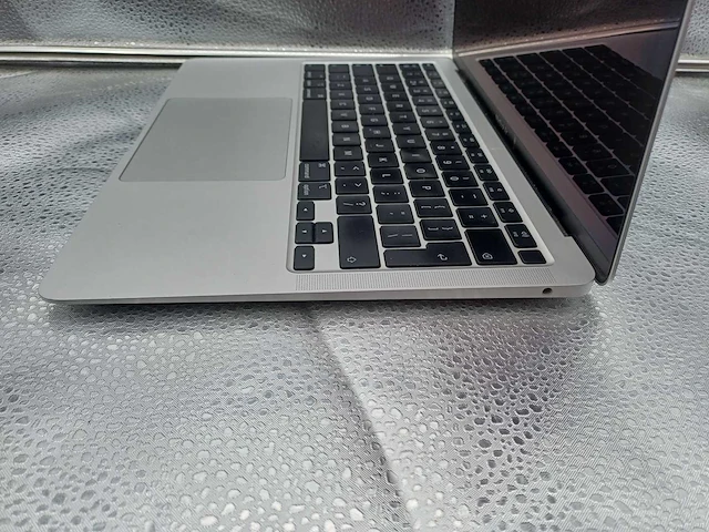 Apple macbook air (intel, a2179) - afbeelding 4 van  9