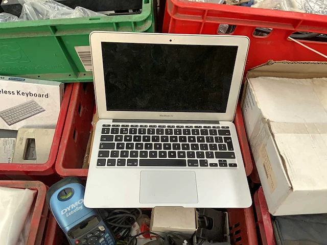 Apple macbook air laptop en diversen - afbeelding 2 van  6