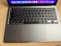 Apple macbook air m1 2020 a2337. macos montery. werkgeheugen 8 gb. 251 gb flash opslag. geen lader - afbeelding 2 van  4