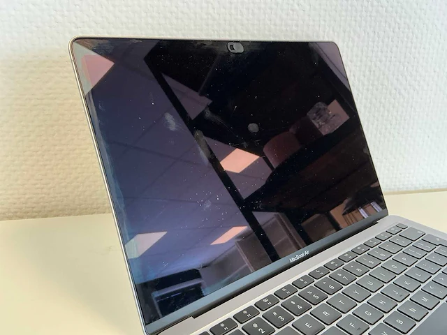 Apple macbook air (m1, 2020) laptop - afbeelding 3 van  6