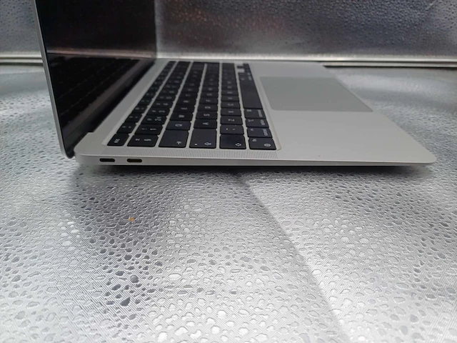 Apple macbook air (m1, 2020) - afbeelding 3 van  9
