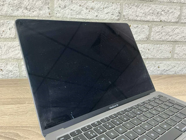 Apple macbook air (m1) laptop - afbeelding 3 van  6
