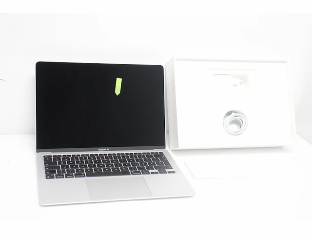 Apple macbook air notebook 13.3"m 8 gb 256 gb ssd wifi 6 (802.11ax) qwertz zilver - afbeelding 5 van  6