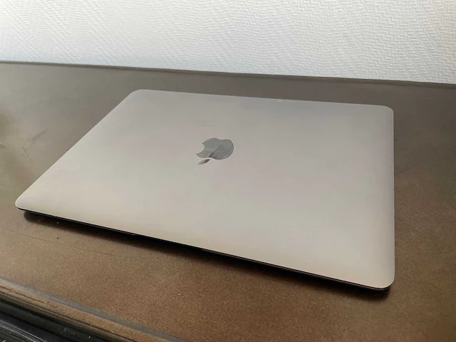 Apple macbook laptop - afbeelding 9 van  12