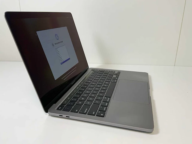 Apple macbook pro 13”, apple m1, 16 gb ram, 251 gb ssd laptop - afbeelding 4 van  8