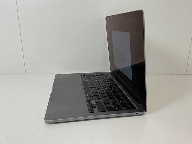 Apple macbook pro 13”, apple m1, 8 gb ram, 251 gb nvme laptop - afbeelding 3 van  7