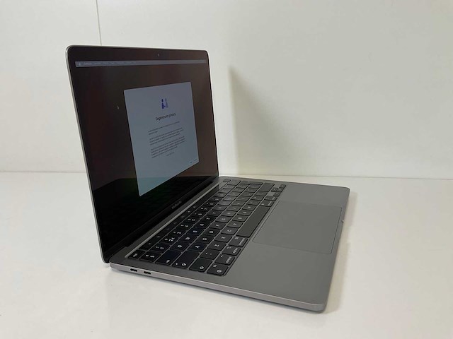 Apple macbook pro 13”, apple m1, 8 gb ram, 251 gb nvme laptop - afbeelding 2 van  8