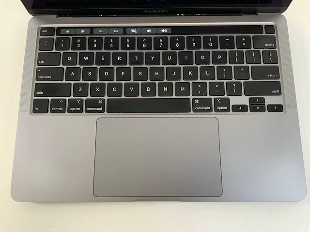 Apple macbook pro 13", core(tm) i5 10th gen, 16 gb ram, 512 gb ssd laptop - afbeelding 4 van  7