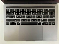 Apple macbook pro 13”, core(tm) i7 8th gen, 16 gb ram, 250 gb nvme laptop - afbeelding 4 van  7