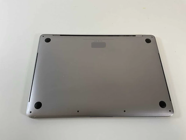 Apple macbook pro 13”, core(tm) i7 8th gen, 16 gb ram, 250 gb nvme laptop - afbeelding 6 van  7
