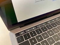 Apple macbook pro 13”, core(tm) i7 8th gen, 16 gb ram, 256 gb nvme laptop - afbeelding 8 van  8