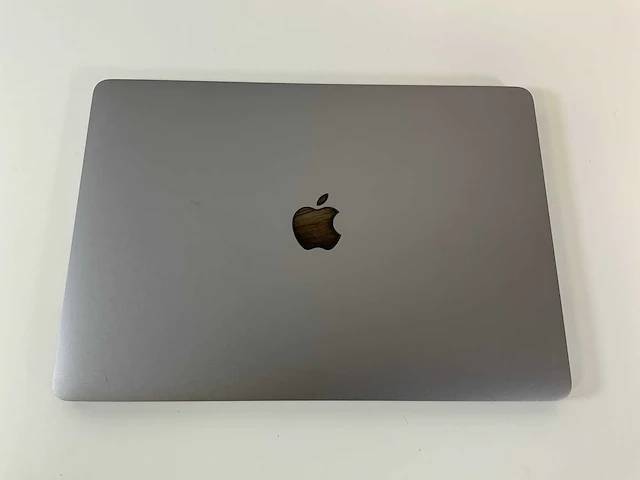 Apple macbook pro 13”, core(tm) i7 8th gen, 16 gb ram, 500 gb nvme laptop - afbeelding 3 van  5