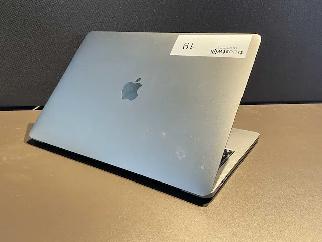 Apple macbook pro 13 inch (a2338) laptop - afbeelding 4 van  6